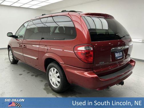 2007 Chrysler Town & Country Touring