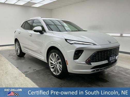 White Frost Tri-Coat 2025 Buick Envision Avenir