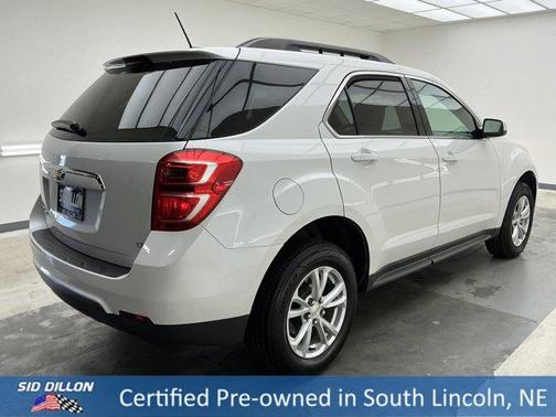Iridescent Pearl Tricoat 2017 Chevrolet Equinox LT