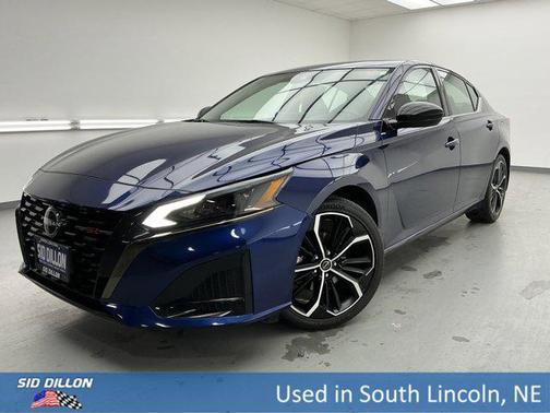 2023 Nissan Altima SR FWD