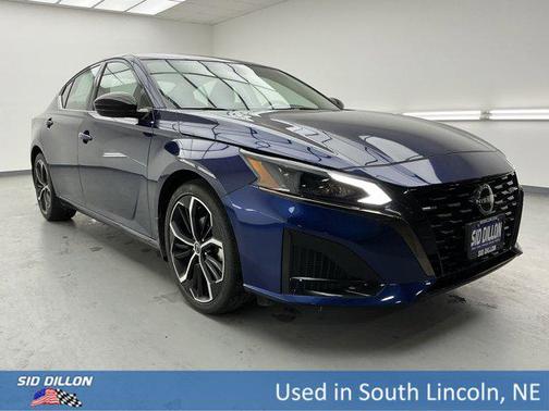 2023 Nissan Altima SR FWD