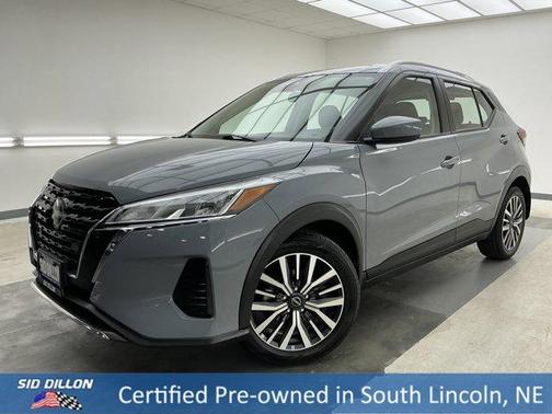 Boulder Gray Pearl 2023 Nissan Kicks SV