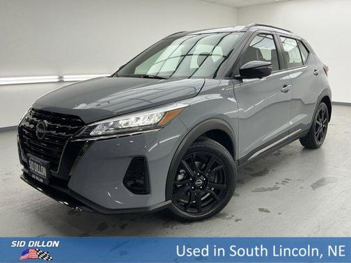 2023 Nissan Kicks SR