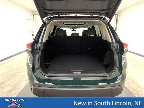 Obsidian Green 2026 Nissan Rogue Dark Armor