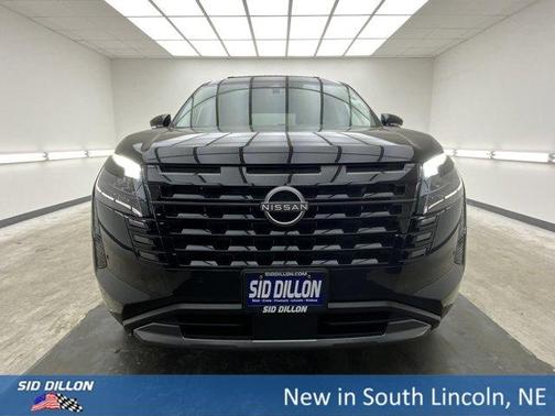 Black 2026 Nissan Pathfinder Platinum