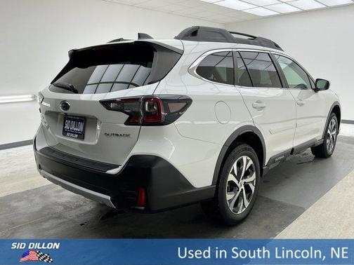 Crystal White Pearl 2020 Subaru Outback Limited