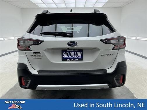 Crystal White Pearl 2020 Subaru Outback Limited