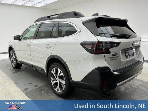 Crystal White Pearl 2020 Subaru Outback Limited