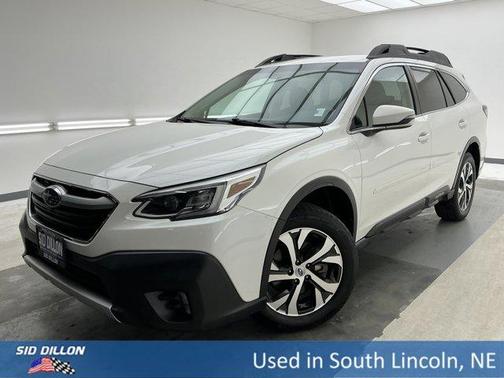 Crystal White Pearl 2020 Subaru Outback Limited
