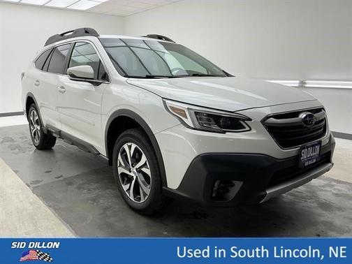 Crystal White Pearl 2020 Subaru Outback Limited