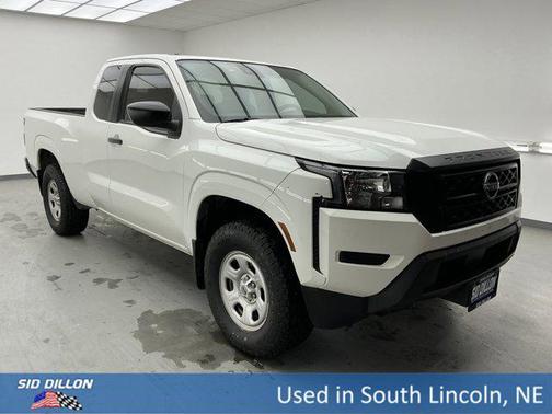 2022 Nissan Frontier S