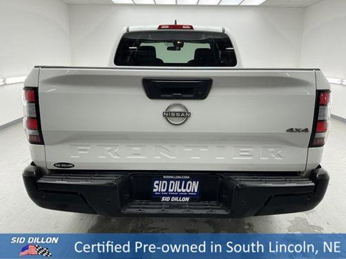 2022 Nissan Frontier S