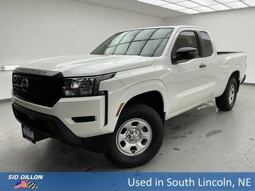 2022 Nissan Frontier S