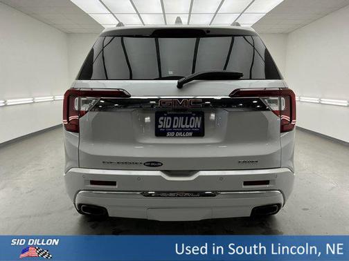 2022 GMC Acadia Denali