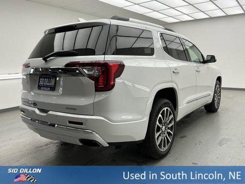 2022 GMC Acadia Denali