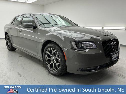 2018 Chrysler 300 S