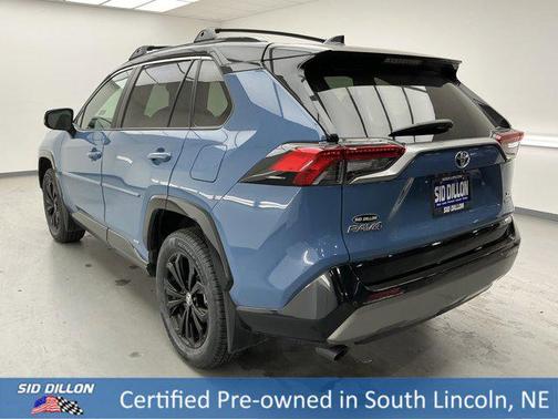 2023 Toyota RAV4 Hybrid SE