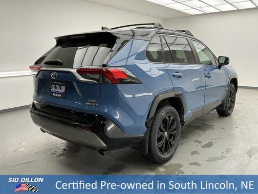 2023 Toyota RAV4 Hybrid SE