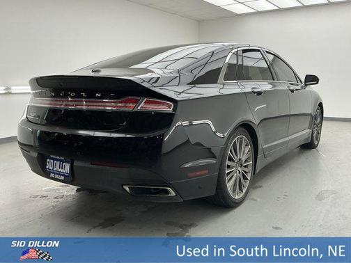 2016 Lincoln MKZ Base