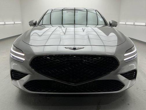2022 Genesis G70 3.3T AWD