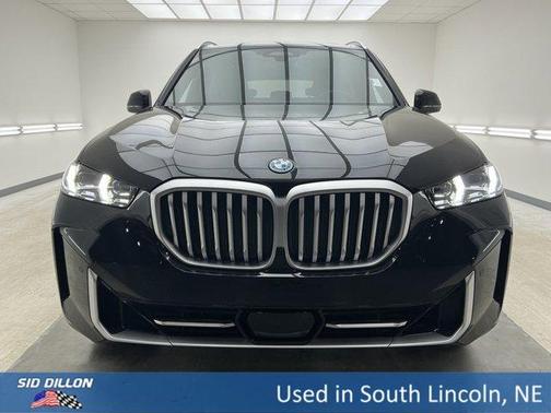 Black Sapphire Metallic 2026 BMW X5 PHEV xDrive50e