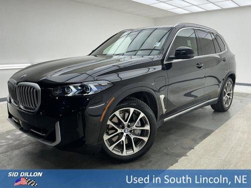 Black Sapphire Metallic 2026 BMW X5 PHEV xDrive50e