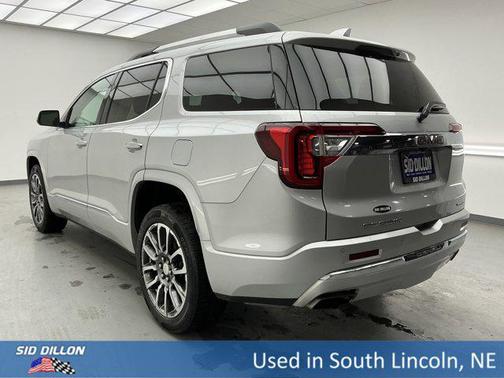 2020 GMC Acadia Denali