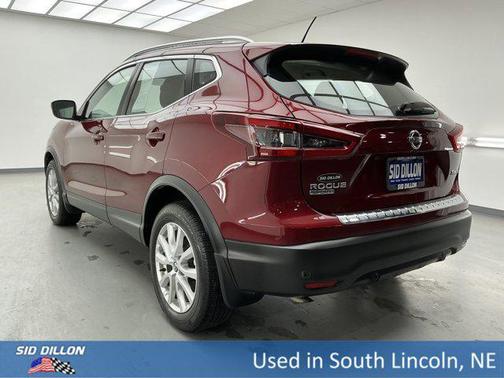 2022 Nissan Rogue Sport SV