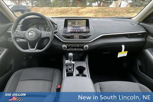 2025 Nissan Altima S FWD