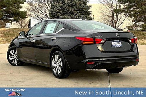 2025 Nissan Altima S FWD