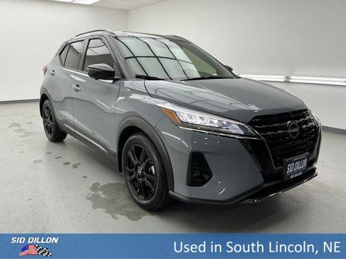 2023 Nissan Kicks SR