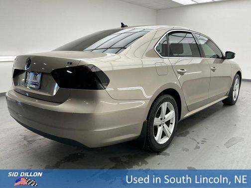 2015 Volkswagen Passat 1.8T Limited Edition