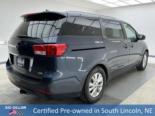 2015 Kia Sedona LX
