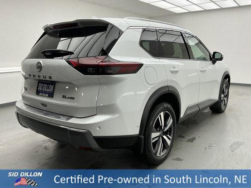 2024 Nissan Rogue SL