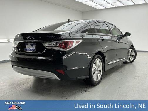2013 Hyundai SONATA Hybrid Limited
