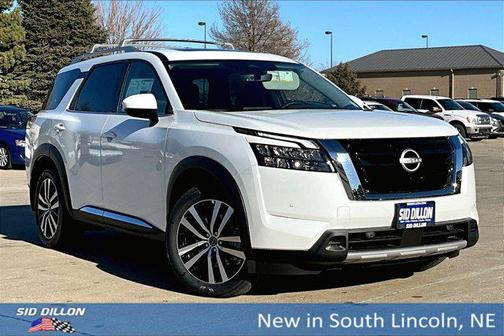2025 Nissan Pathfinder Platinum 4WD