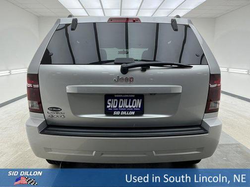 2006 Jeep Grand Cherokee Laredo