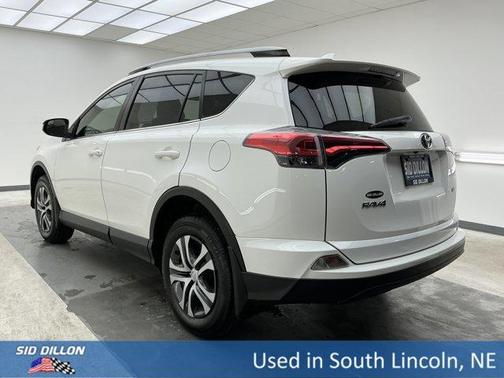 Super White 2018 Toyota RAV4 LE