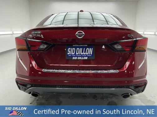 2022 Nissan Altima SR FWD