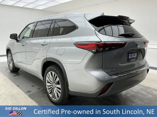 2021 Toyota Highlander Platinum