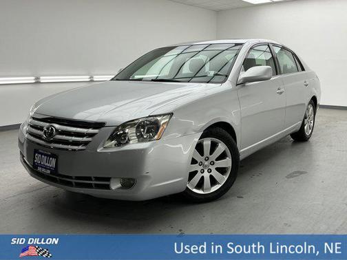 2005 Toyota Avalon XL
