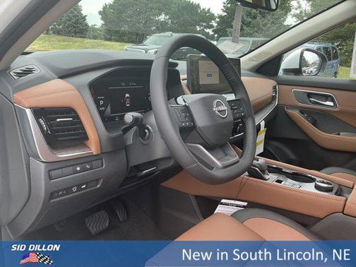 2025 Nissan Rogue Platinum