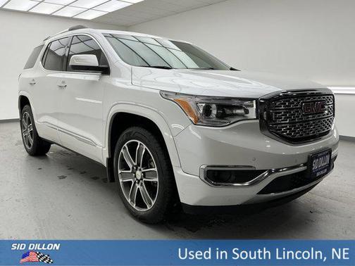 2019 GMC Acadia Denali
