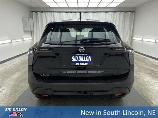 Super Black 2026 Nissan Kicks S