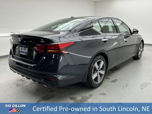 2022 Nissan Altima 2.5 SL