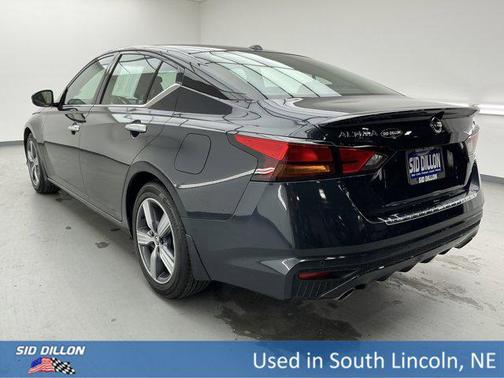 2022 Nissan Altima 2.5 SL