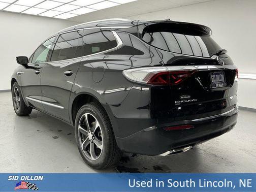 2022 Buick Enclave AWD Essence