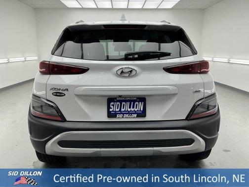 2022 Hyundai KONA SEL