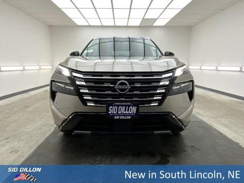 2t Chpn Blk Roo 2026 Nissan Rogue Platinum