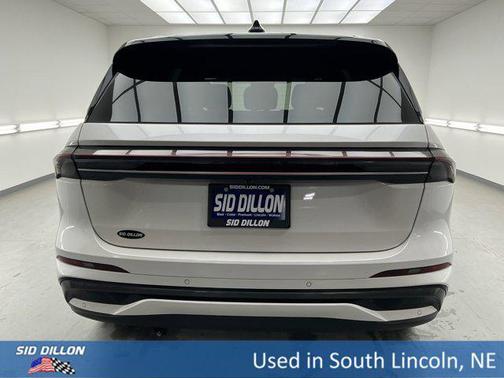 2025 Lincoln Nautilus Reserve